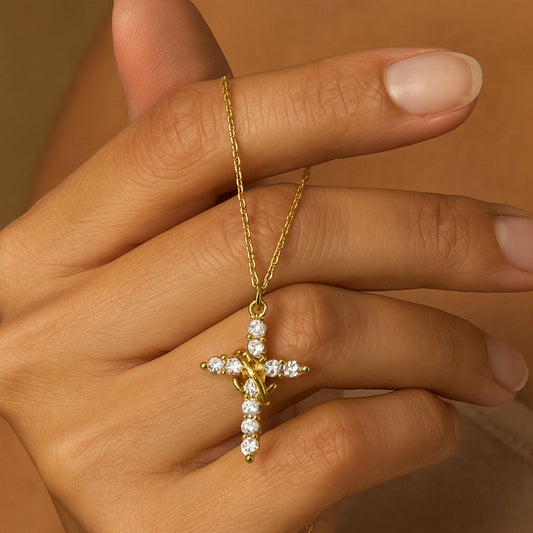 Collar Protector con Cruz y Corona